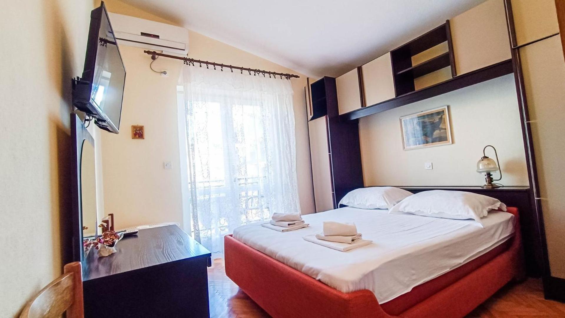 Apartments Ines - 15 Meters From The Beach Promajna Exteriér fotografie